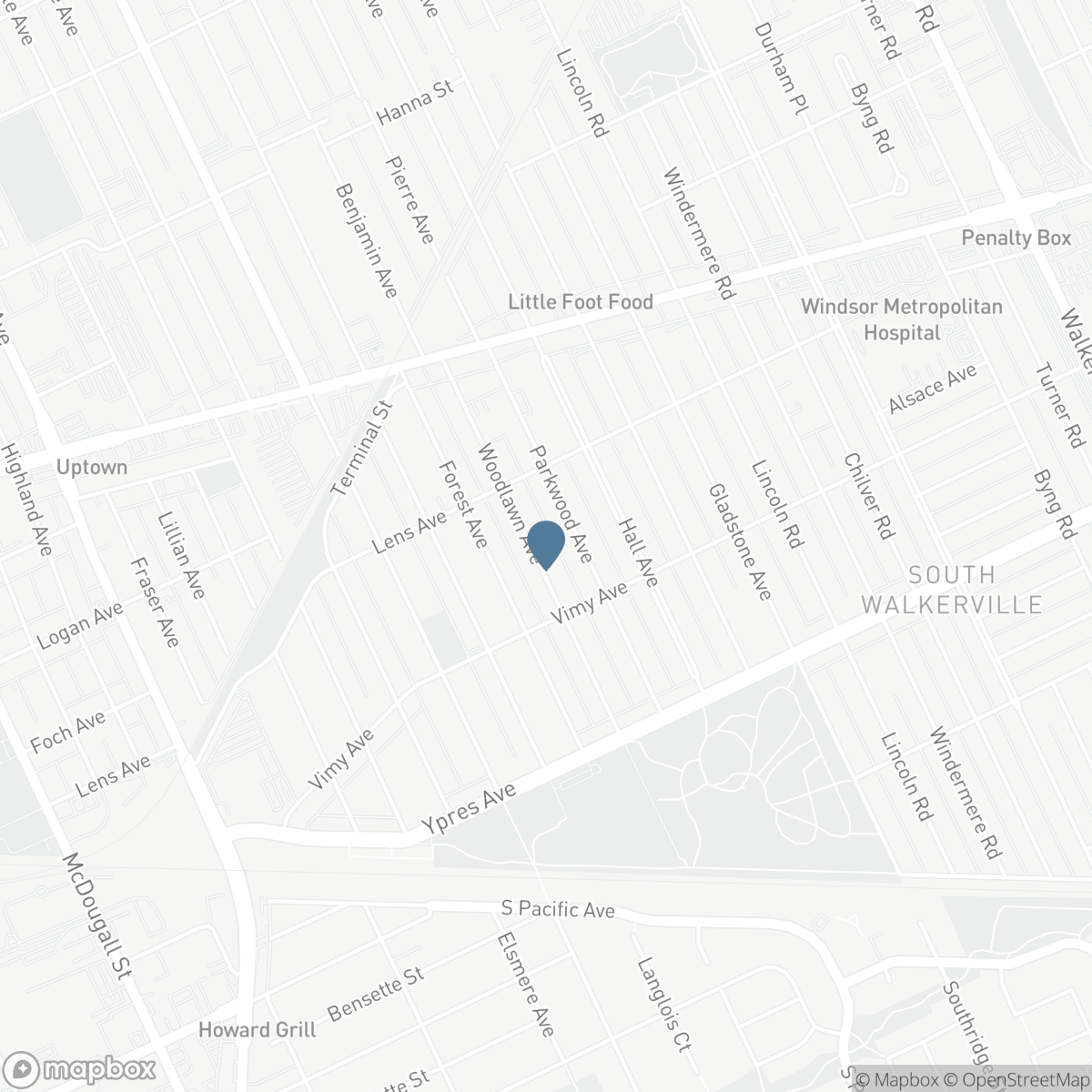2250 Woodlawn AVENUE, Windsor, Ontario N8W 2H3
